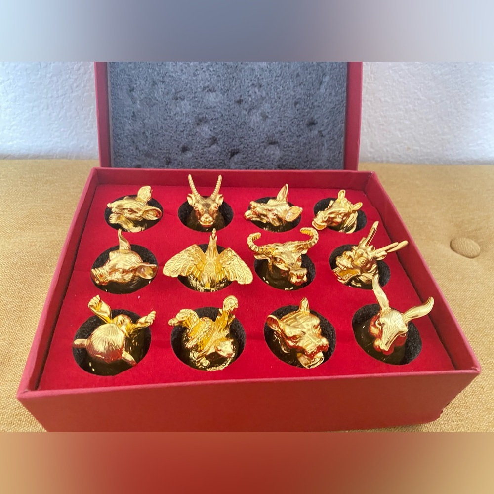 Brand new and unique 12 zodiac shot glass set